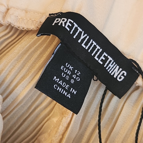 PrettyLittleThing PLT Pants 8 Cream Plisse High Waist Semi-sheer Wide Leg New - Picture 4 of 11